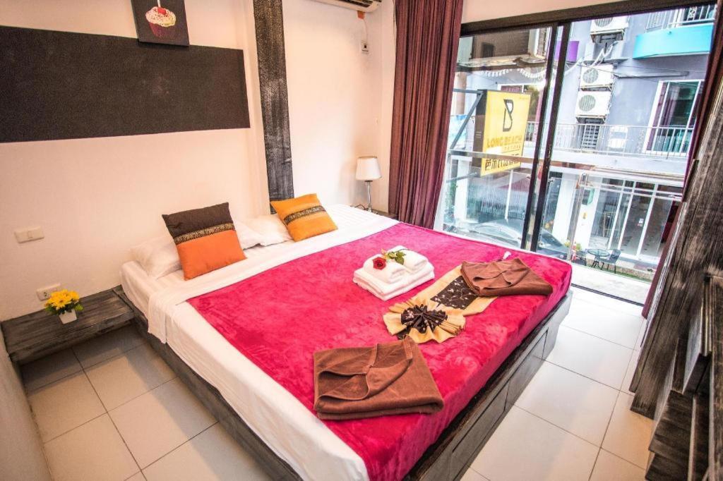 Long Beach Hotel Patong Ngoại thất bức ảnh