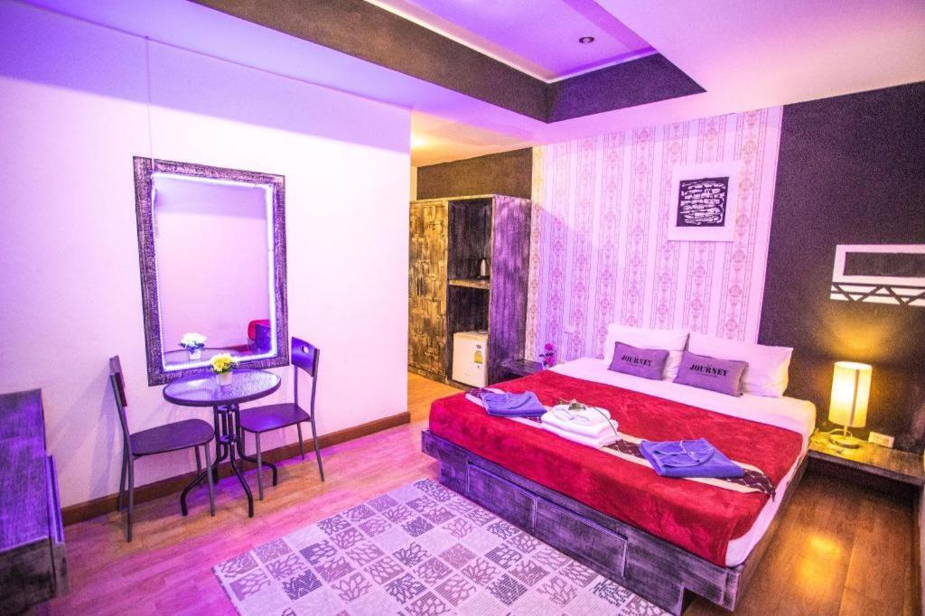Long Beach Hotel Patong Ngoại thất bức ảnh