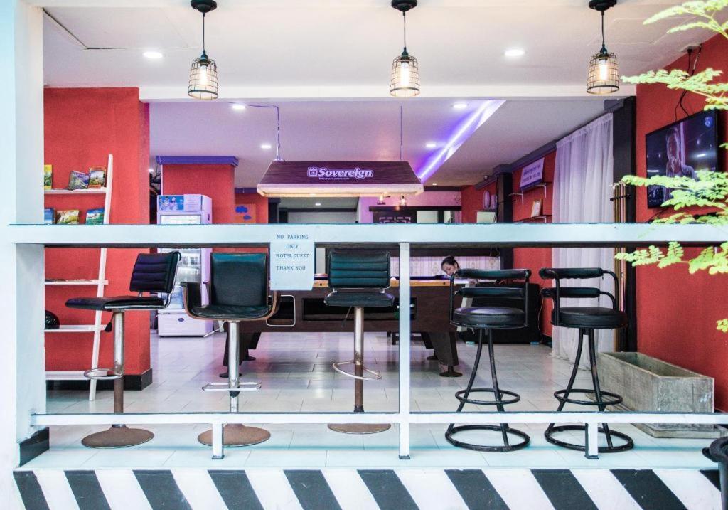 Long Beach Hotel Patong Ngoại thất bức ảnh
